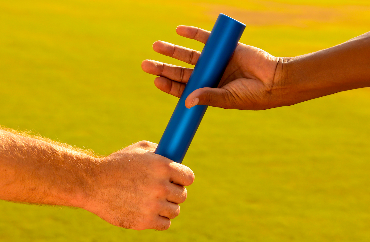Het ontwikkelen van een geneesmiddel is zoals een aflossingskoers. Het gebeurt in fasen en elke fase moet succesvol afgerond zijn vooraleer de volgende kan beginnen. . Deze mededeling is een goed teken dat de volgende fase, een werkzaamheidtest om te zien of HTTRx de ziekte van Huntington vertraagt, voor de deur staat.
