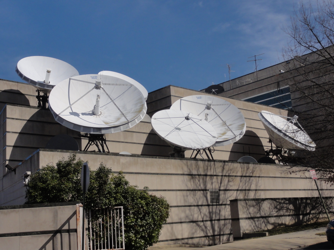 GPR52 maakt deel uit van een eiwit-familie die āG-eiwit gekoppelde receptorenā worden genoemd. Ze bevinden zich bovenop cellen en ontvangen berichten, zoals een satellietschotel.